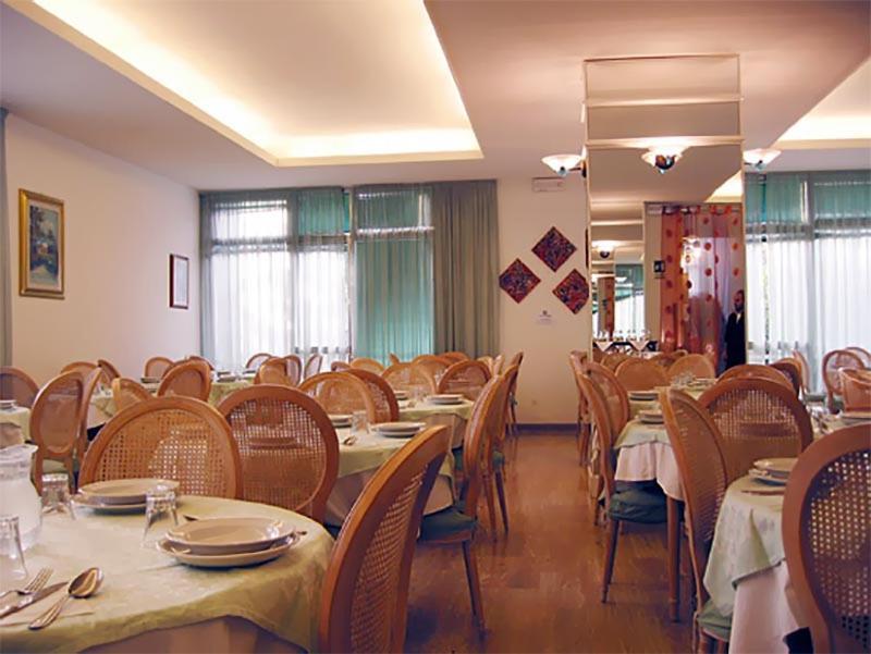 Bordonchio Hotel Rinaldi מראה חיצוני תמונה